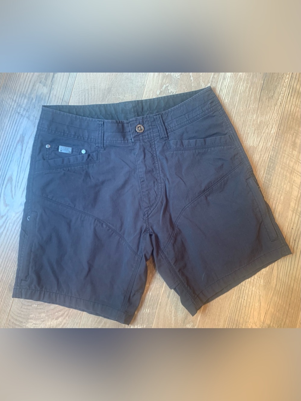 Kuhl Men’s Charcoal Performance Utility Shorts - Size 31
